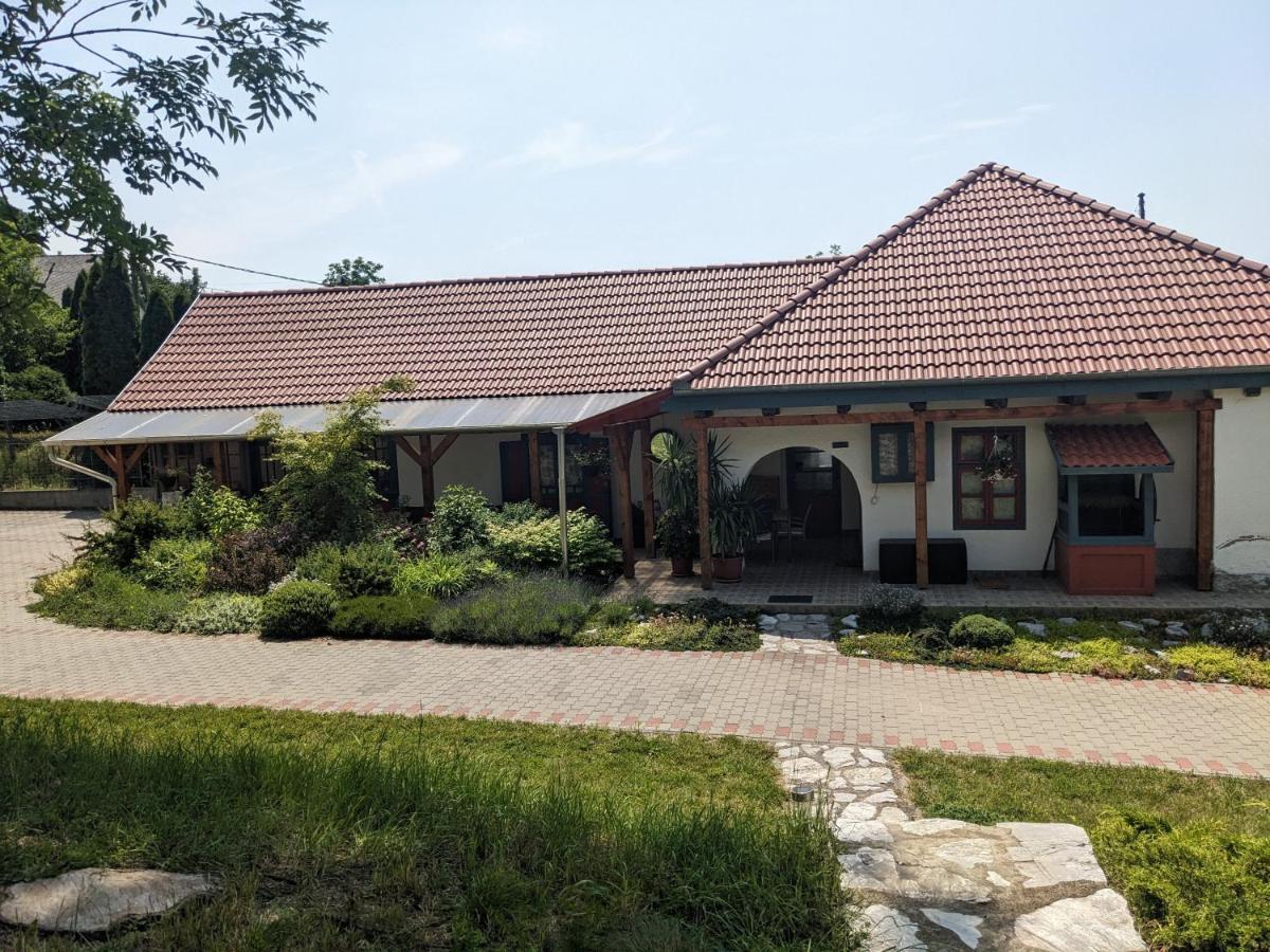 Guest House Magyar Route 66 Szilvásvárad Exterior foto